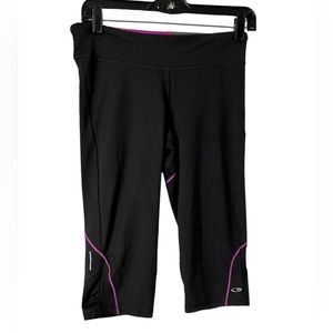 Champion Fitted Knee Tight Mesh Inserts Athletic Shorts Sz M New